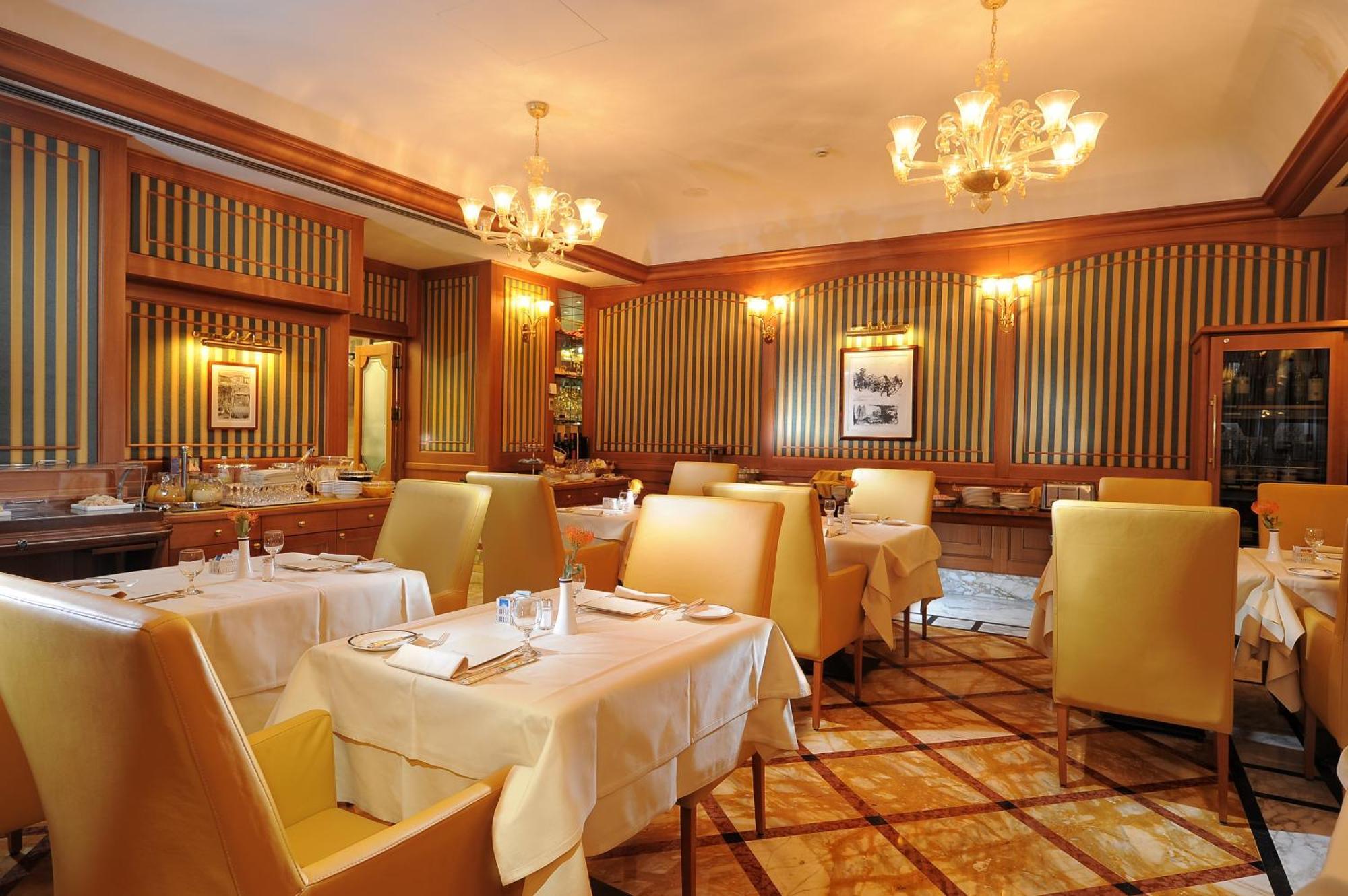 Hotel Manzoni — Photos 1